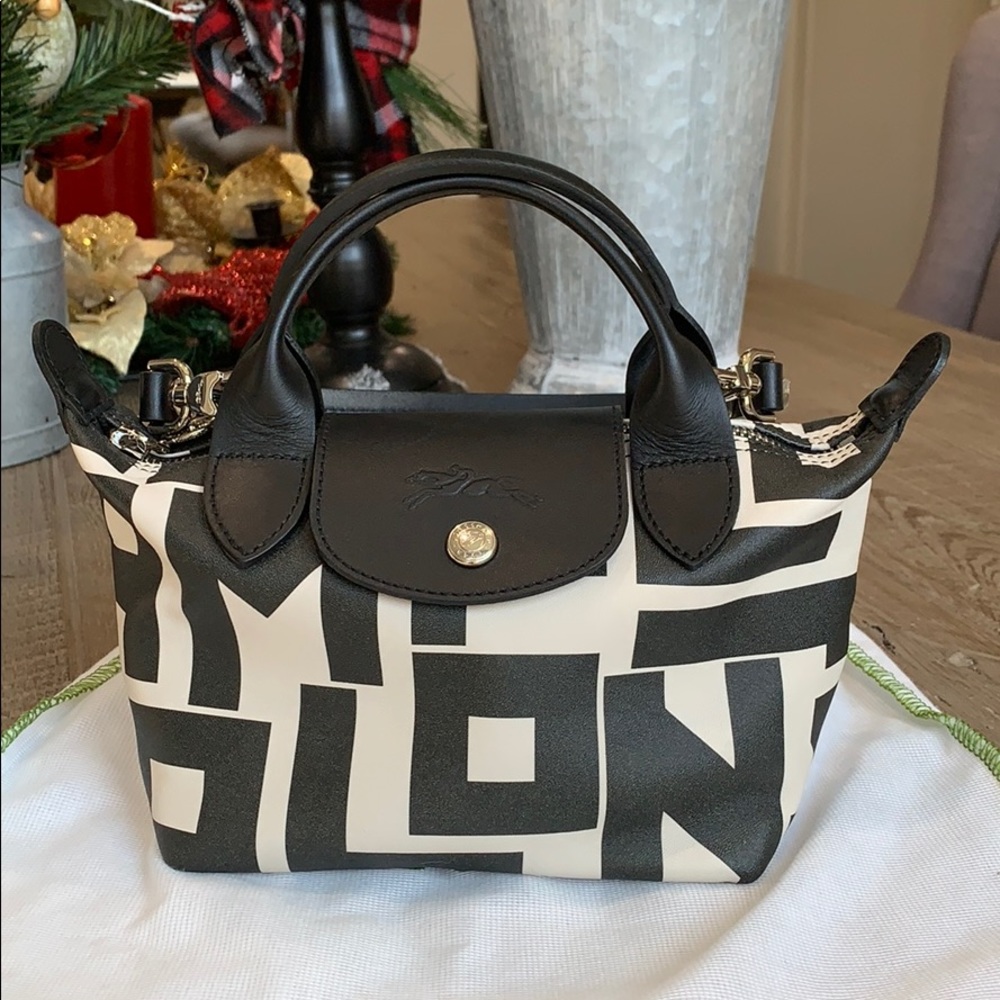 LONGCHAMP LE PLIAGE LGP XS IN CHALK